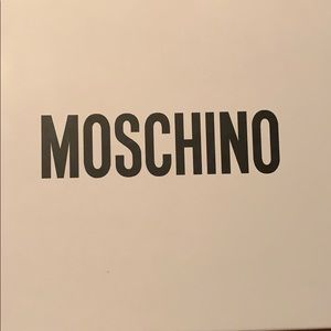 Classic large Moschino shawl scarf